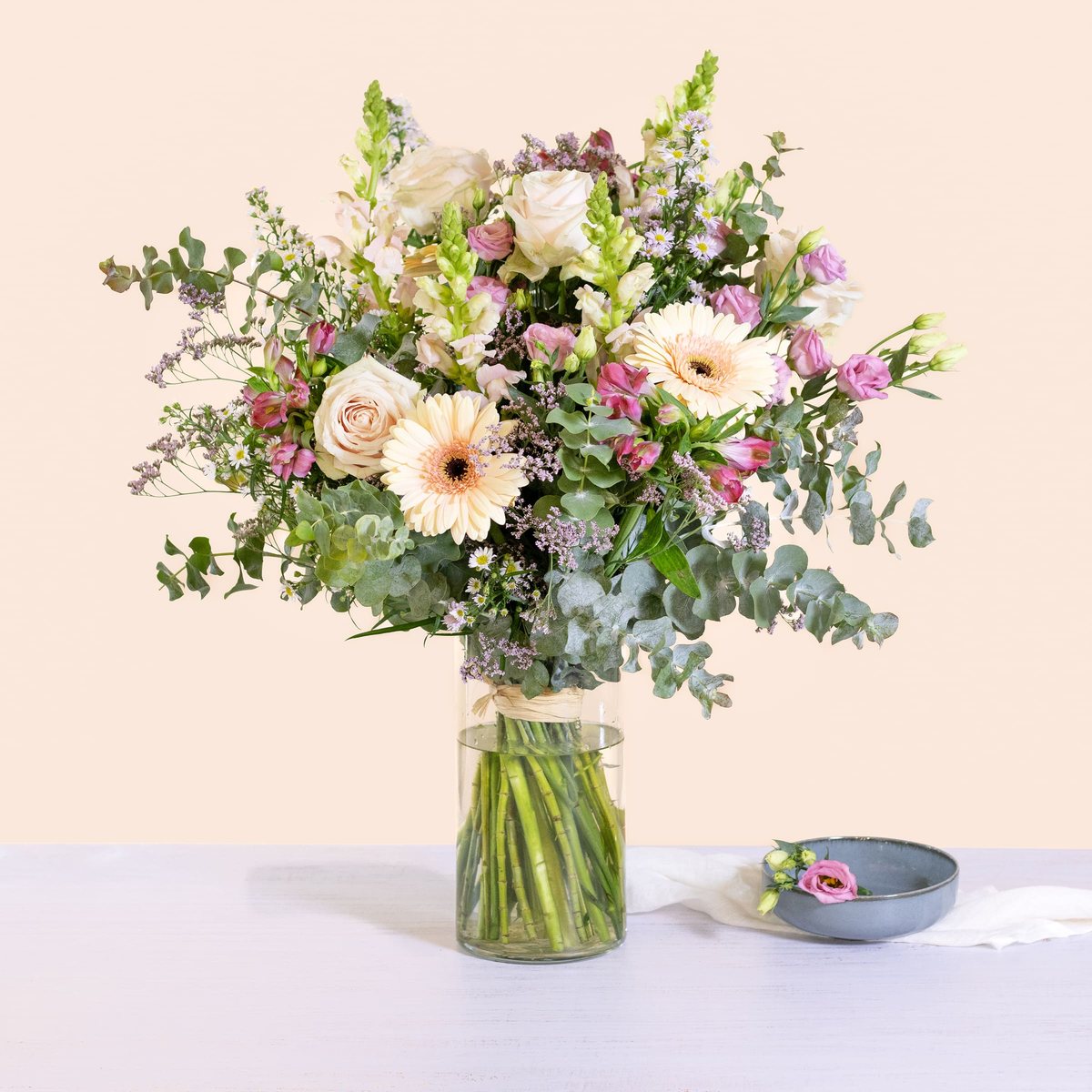 Bouquet Palette Pastel — Interflora